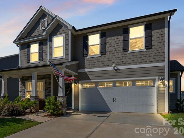 5080 Mooreland Oaks Way, Mount Holly, NC 28120