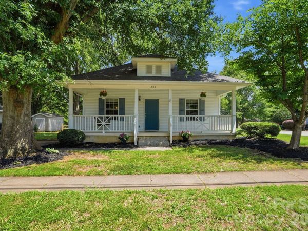206 Sixth Street, Belmont, NC 28012