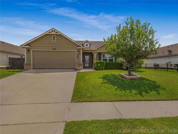10919 N 117th East Avenue, Owasso, OK 74055