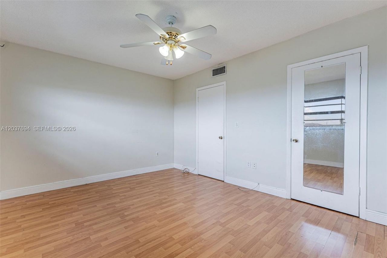 1100 W 35th St , Unit 23, Hialeah, FL 33012 Photo