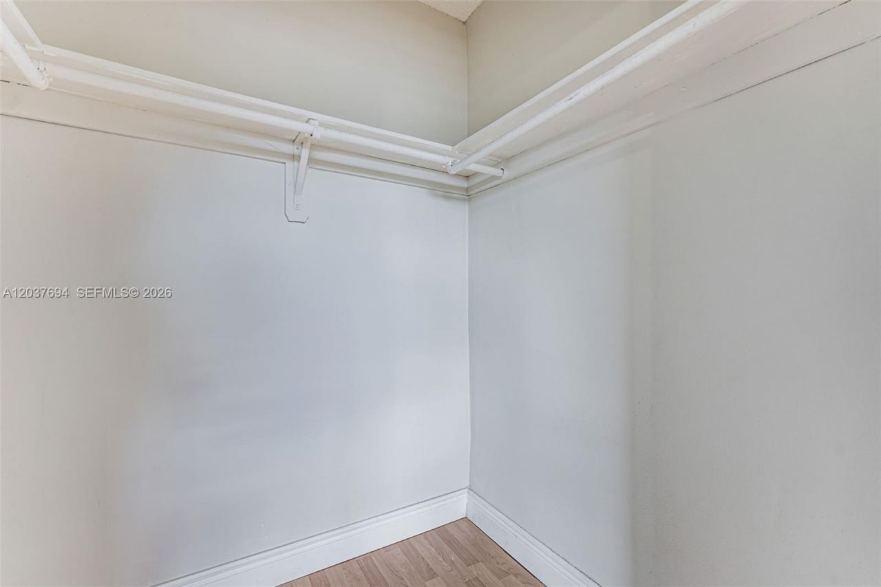 1100 W 35th St , Unit 23, Hialeah, FL 33012 Photo