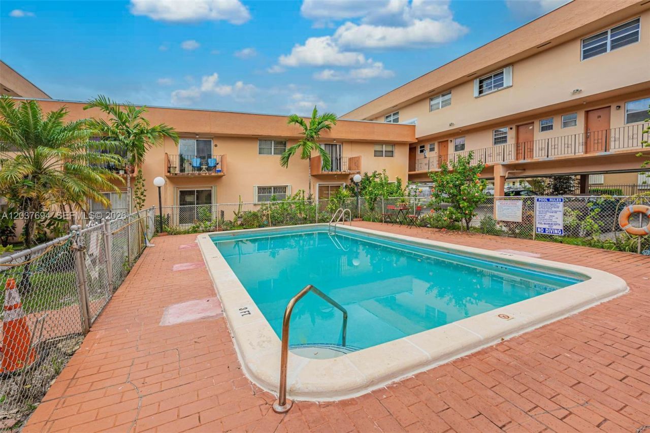 1100 W 35th St , Unit 23, Hialeah, FL 33012 Photo
