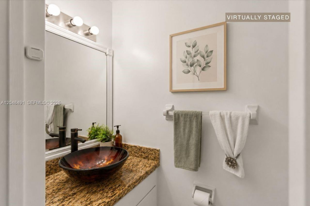 10014 Hammocks Blvd, Unit 204-4, Miami, FL 33196 Photo