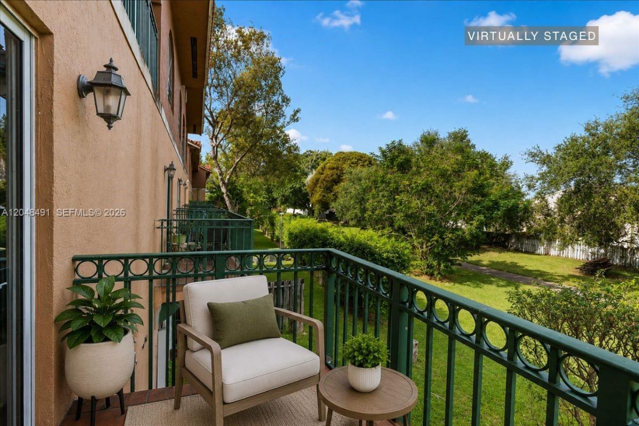 10014 Hammocks Blvd, Unit 204-4, Miami, FL 33196 Photo