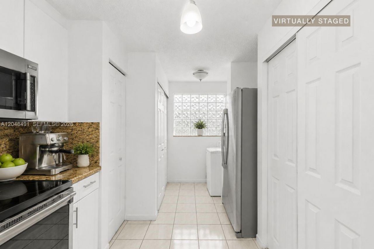 10014 Hammocks Blvd, Unit 204-4, Miami, FL 33196 Photo