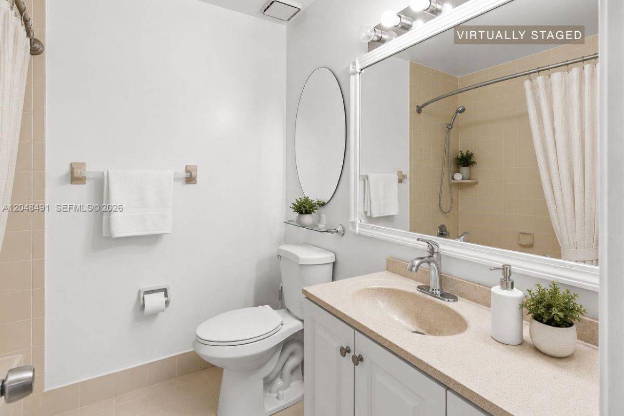 10014 Hammocks Blvd, Unit 204-4, Miami, FL 33196 Photo