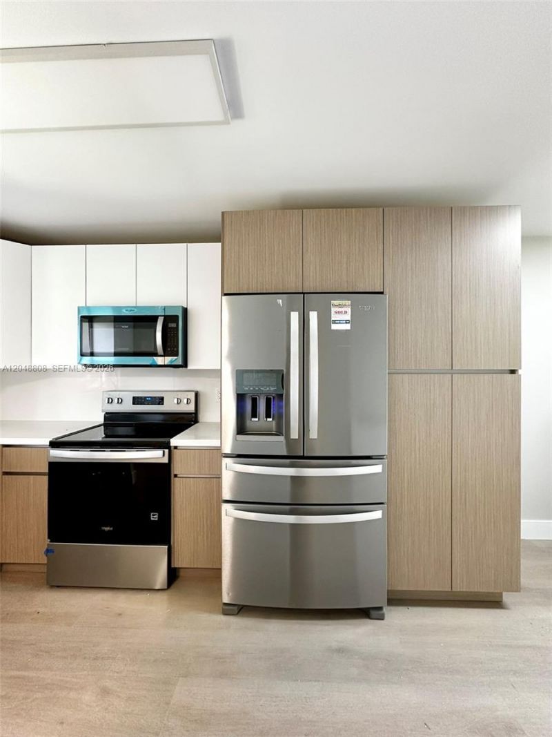 2540 W 67th Pl, Unit 202-28, Hialeah, FL 33016 Photo