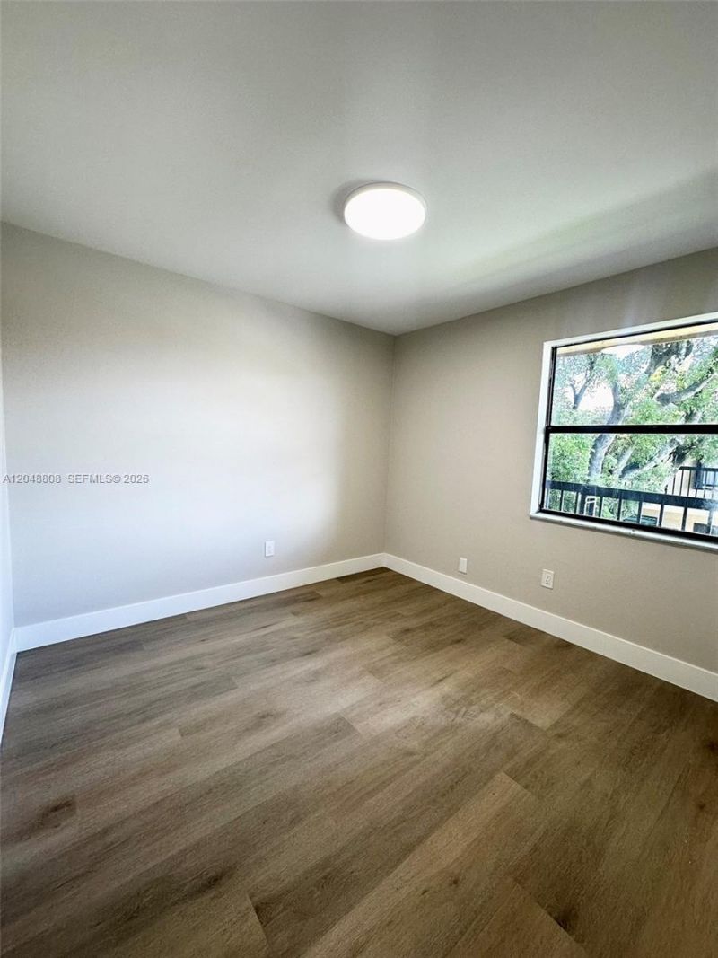 2540 W 67th Pl, Unit 202-28, Hialeah, FL 33016 Photo
