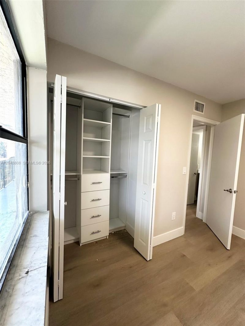 2540 W 67th Pl, Unit 202-28, Hialeah, FL 33016 Photo
