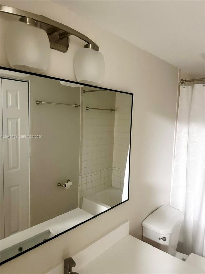 2540 W 67th Pl, Unit 202-28, Hialeah, FL 33016 Photo