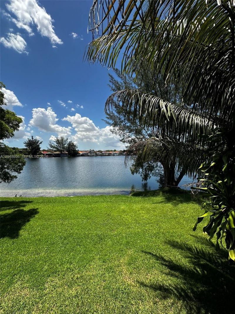2540 W 67th Pl, Unit 202-28, Hialeah, FL 33016 Photo