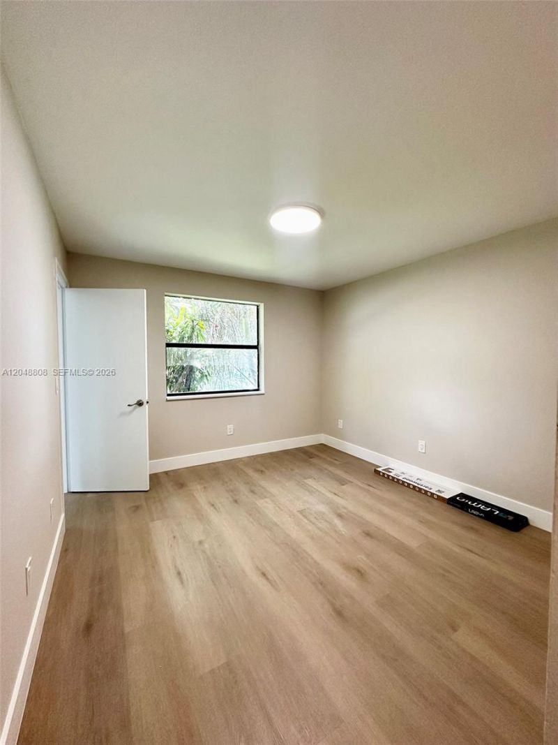 2540 W 67th Pl, Unit 202-28, Hialeah, FL 33016 Photo