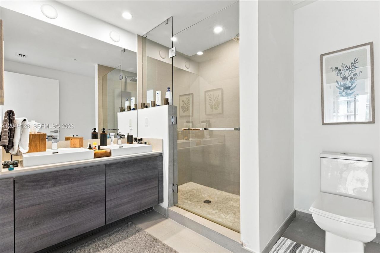 1080 Brickell Ave , Unit 2609, Miami, FL 33131 Photo
