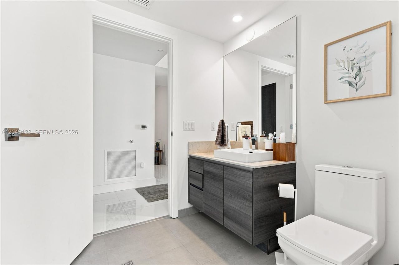 1080 Brickell Ave , Unit 2609, Miami, FL 33131 Photo