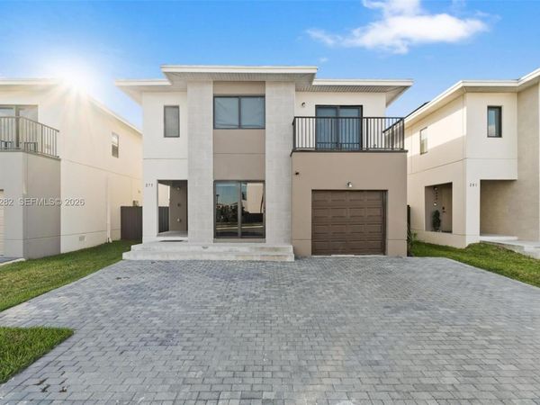 275 NW 13th Pl , Florida City, FL 33034