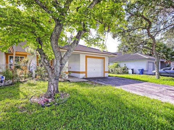 2375 NW 123rd Ave , Coral Springs, FL 33065