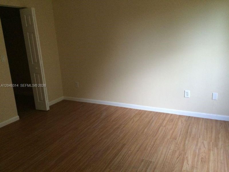 861 NE 207th Ln , Unit 104-14, Miami, FL 33179 Photo