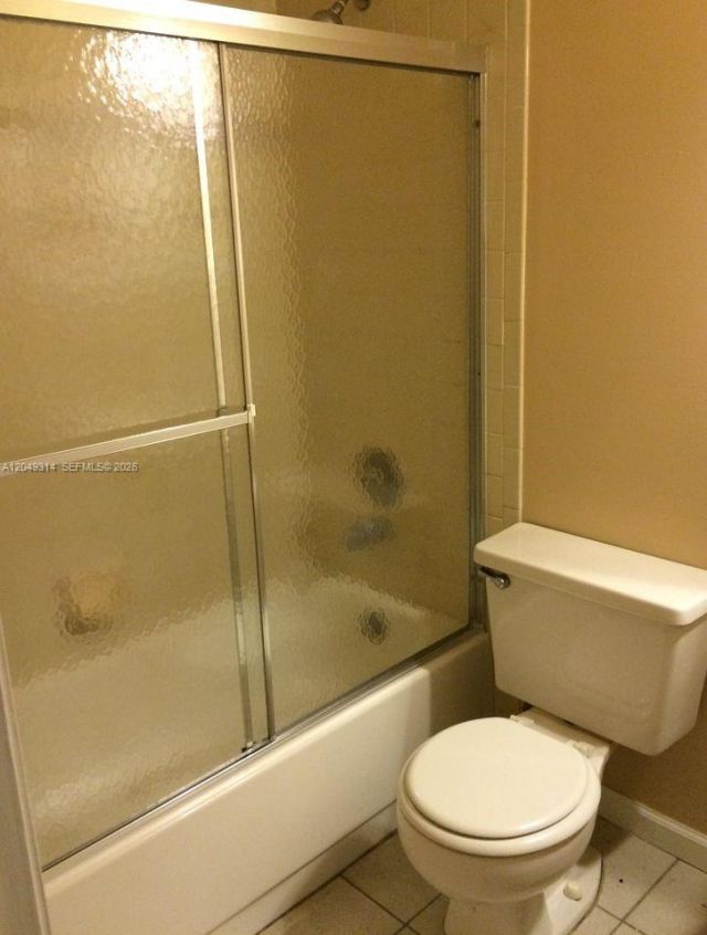 861 NE 207th Ln , Unit 104-14, Miami, FL 33179 Photo