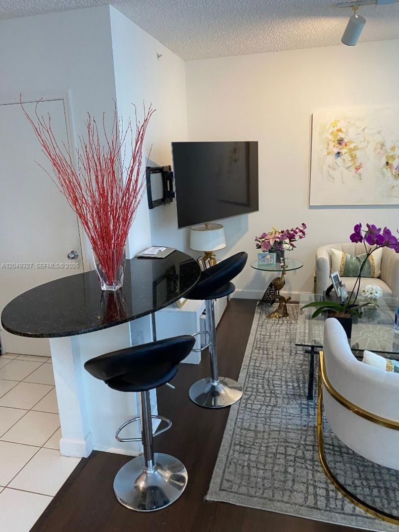 1330 West Ave, Unit 2212, Miami Beach, FL 33139 Photo