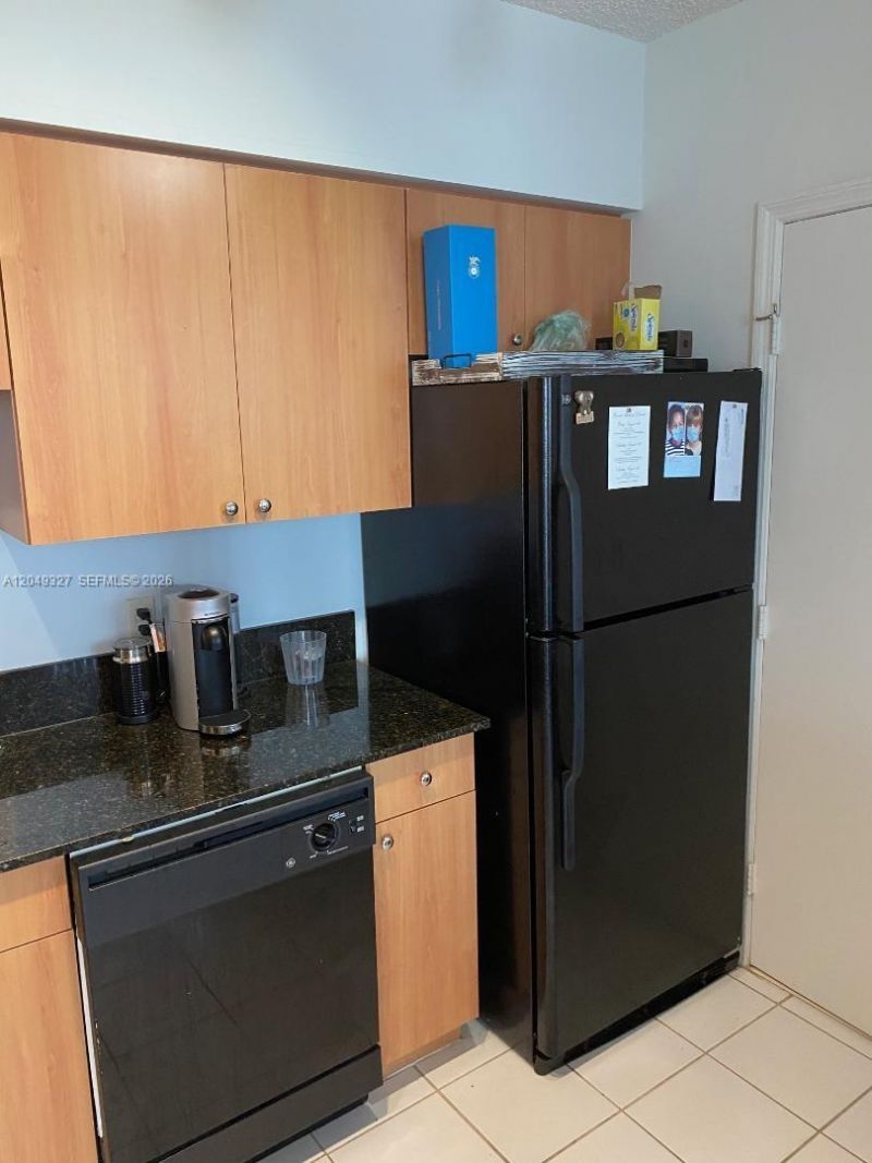 1330 West Ave, Unit 2212, Miami Beach, FL 33139 Photo