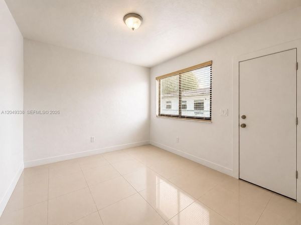 1910 NW 31st St, Unit 2, Miami, FL 33142