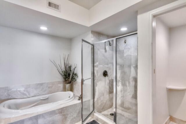 2650 Lake Shore Drive, Unit 2203, West Palm Beach, FL 33404 Photo