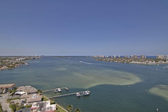 2650 Lake Shore Drive, Unit 2203, West Palm Beach, FL 33404 Photo