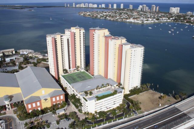 2650 Lake Shore Drive, Unit 2203, West Palm Beach, FL 33404 Photo