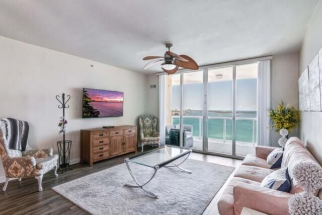 2650 Lake Shore Drive, Unit 2203, West Palm Beach, FL 33404 Photo