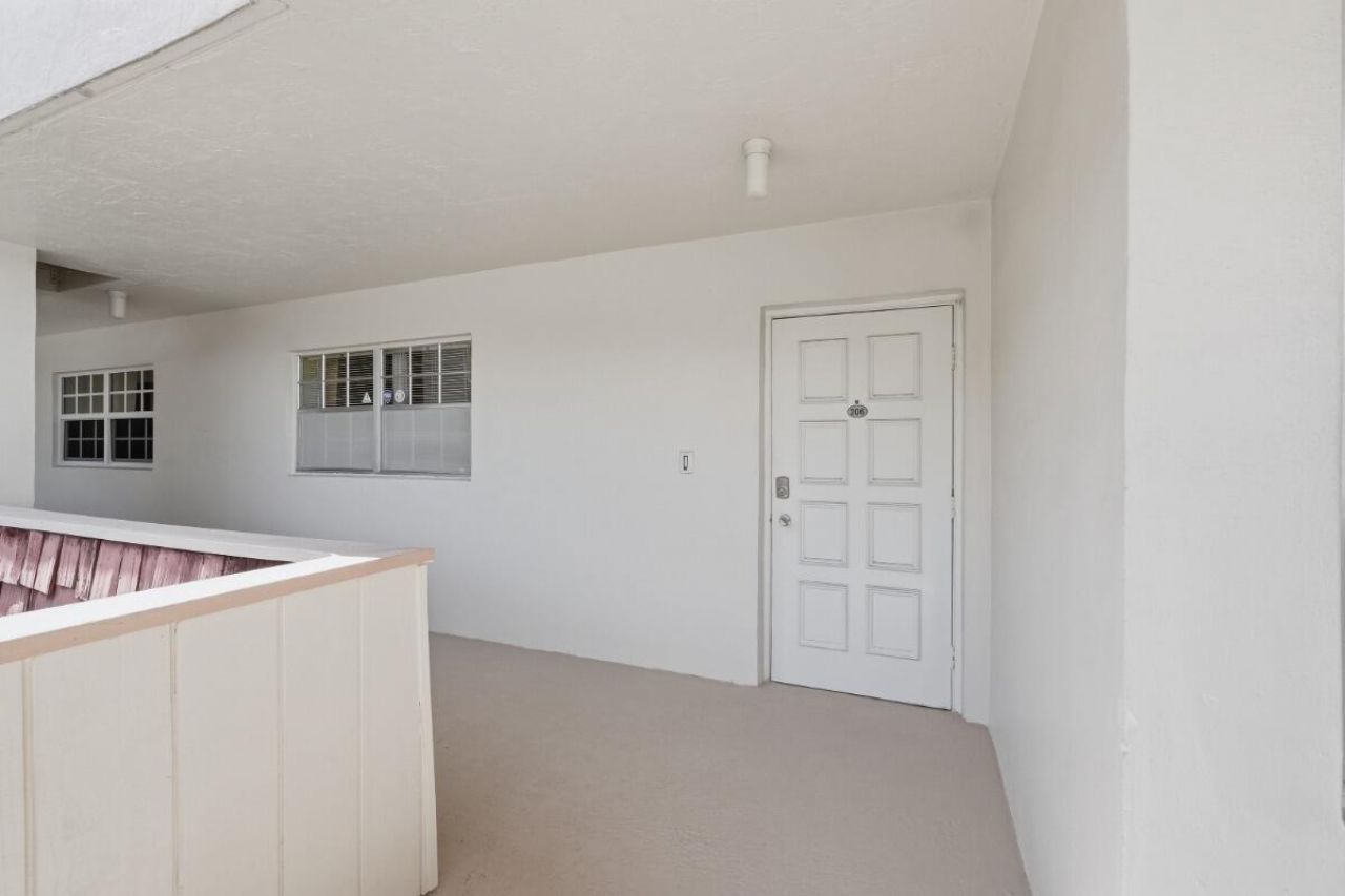 3001 S Palm Aire Drive, Unit 206, Pompano Beach, FL 33069 Photo