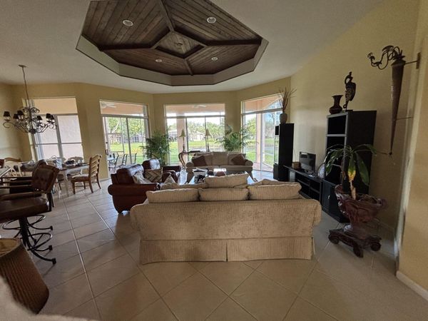 5305 Brooklawn Terrace, Boynton Beach, FL 33437