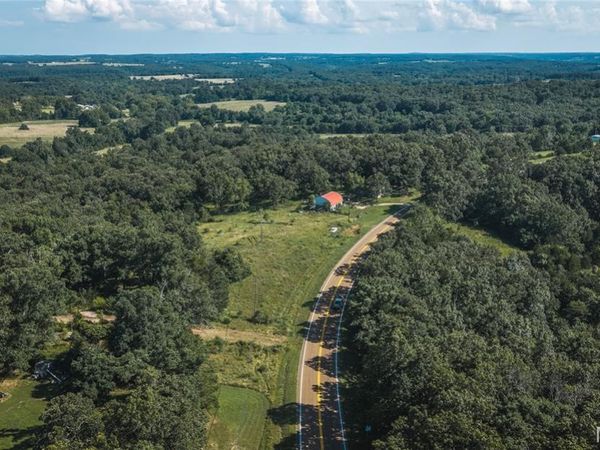 2436 Highway 17 , Iberia, MO 65486