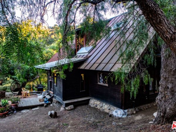 2521 Topanga Skyline Drive, Topanga, CA 90290