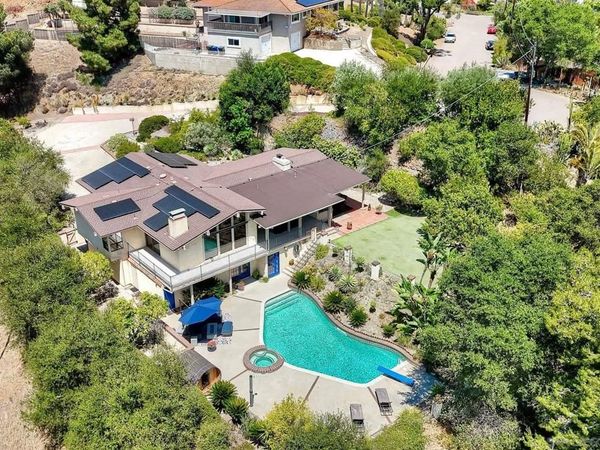 338 Merrywood, Escondido, CA 92025