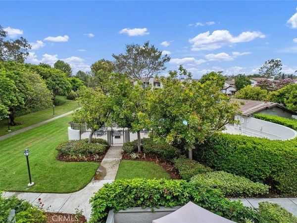 8 Summer Breeze, Irvine, CA 92603