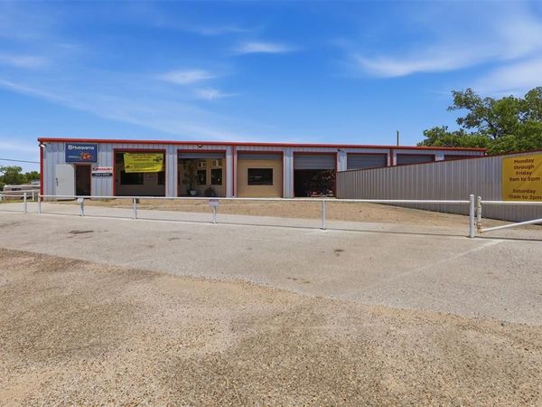 1605 S Main Street , Unit A, Cleburne, TX 76033