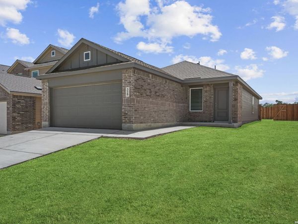329 Sauvignon Pt, New Braunfels, TX 78130