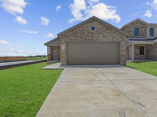 403 Sauvignon Pt, New Braunfels, TX 78130