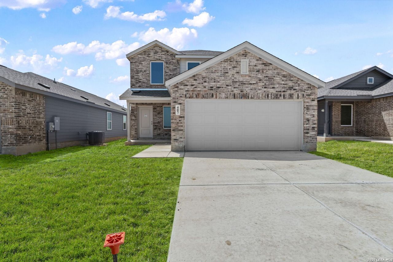 407 Sauvignon Pt, New Braunfels, TX 78130 Main Photo