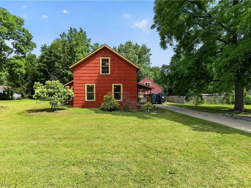 27158 Cook Road, Olmsted Township, OH 44138 Photo 1