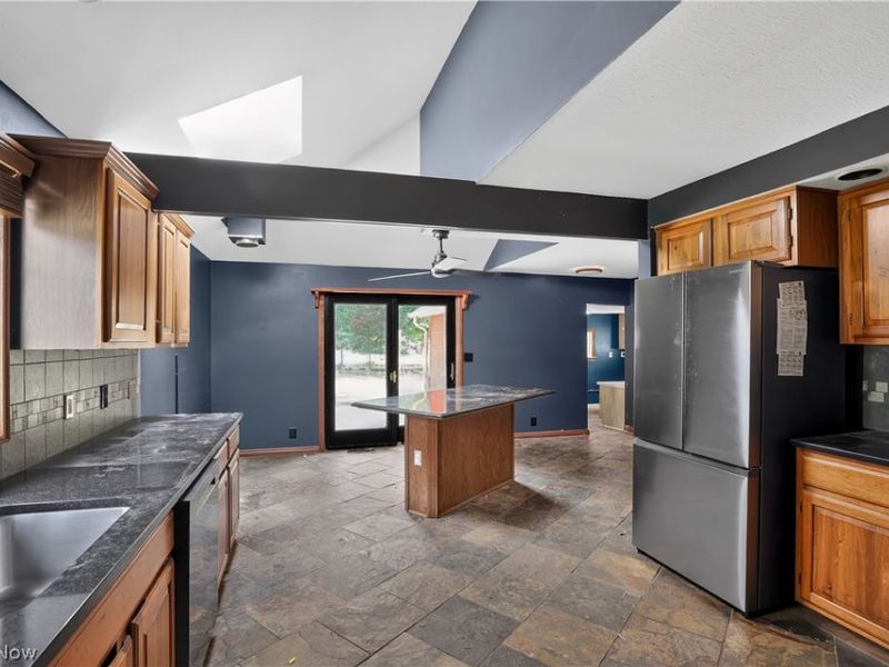 27158 Cook Road, Olmsted Township, OH 44138 Photo 7