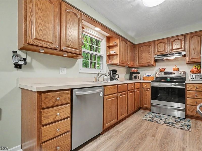 5410 Park Vista Court, Stow, OH 44224 Photo 10