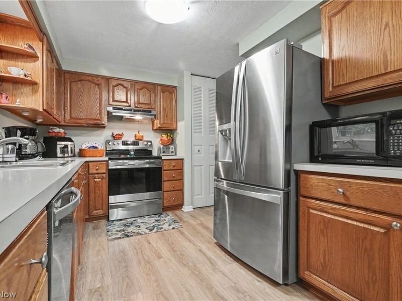 5410 Park Vista Court, Stow, OH 44224 Photo 12