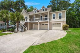 5911 Ryans Bluff Road photo 4