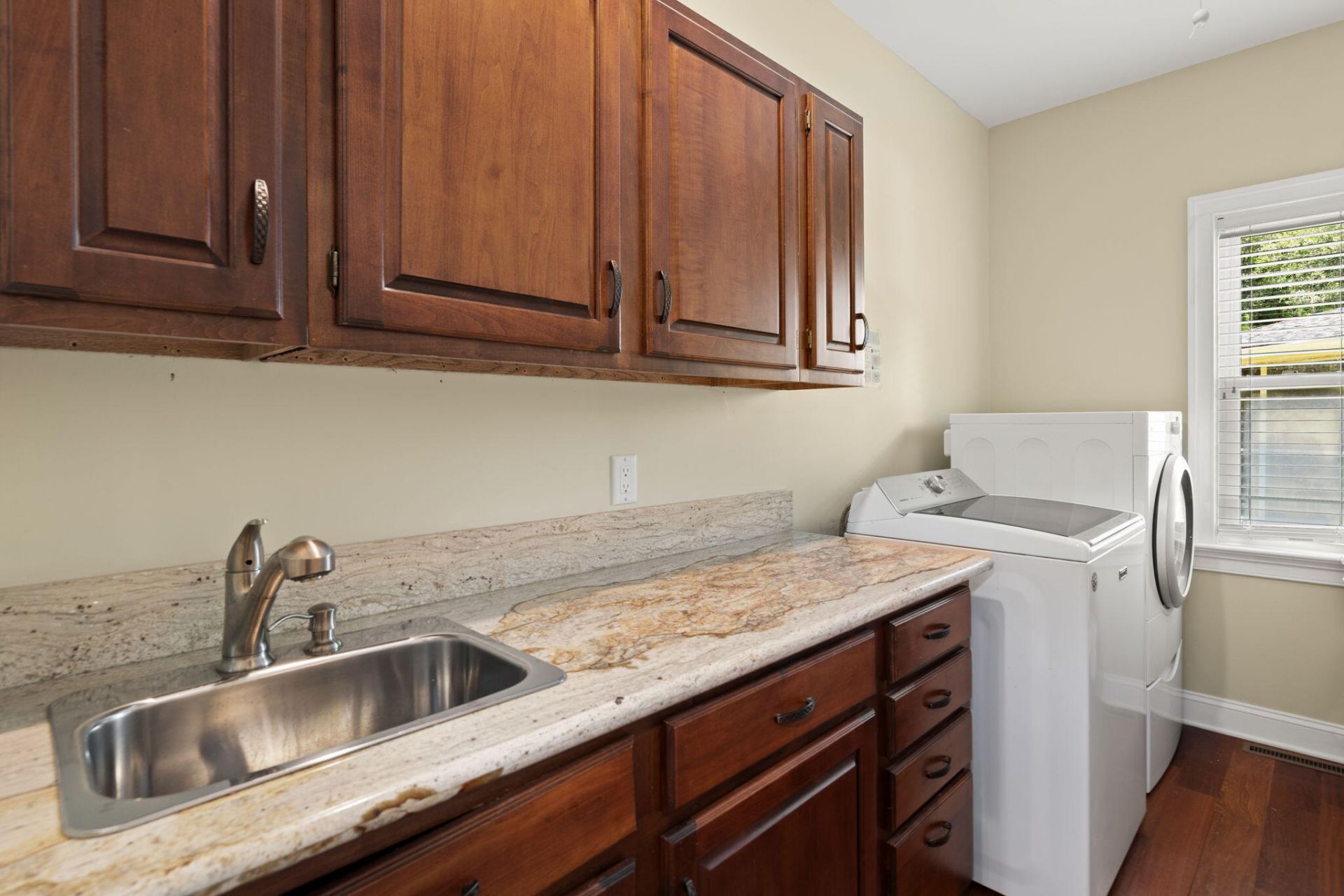 5911 Ryans Bluff Road Photo 32