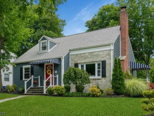 7 Hawthorne Ave, Glen Ridge, NJ 07028