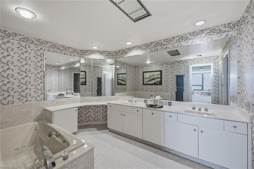 4301 Gulf Shore Blvd N, Unit 1803, Naples, FL 34103 Photo