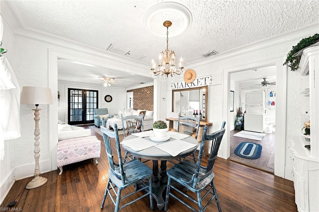 2122 Katherine St , Fort Myers, FL 33901 Photo
