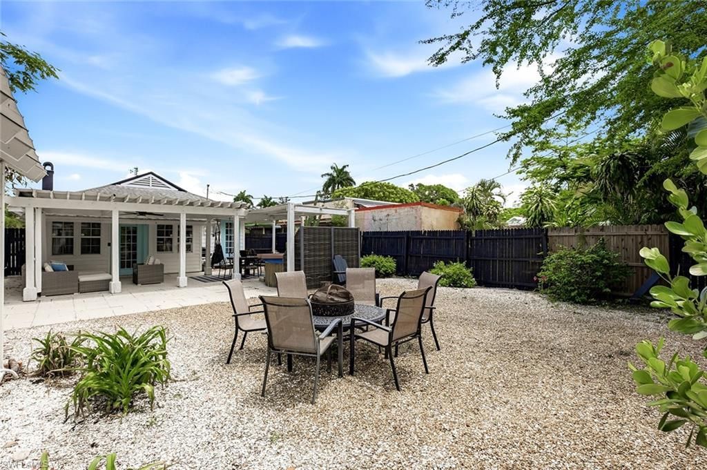 2122 Katherine St , Fort Myers, FL 33901 Photo