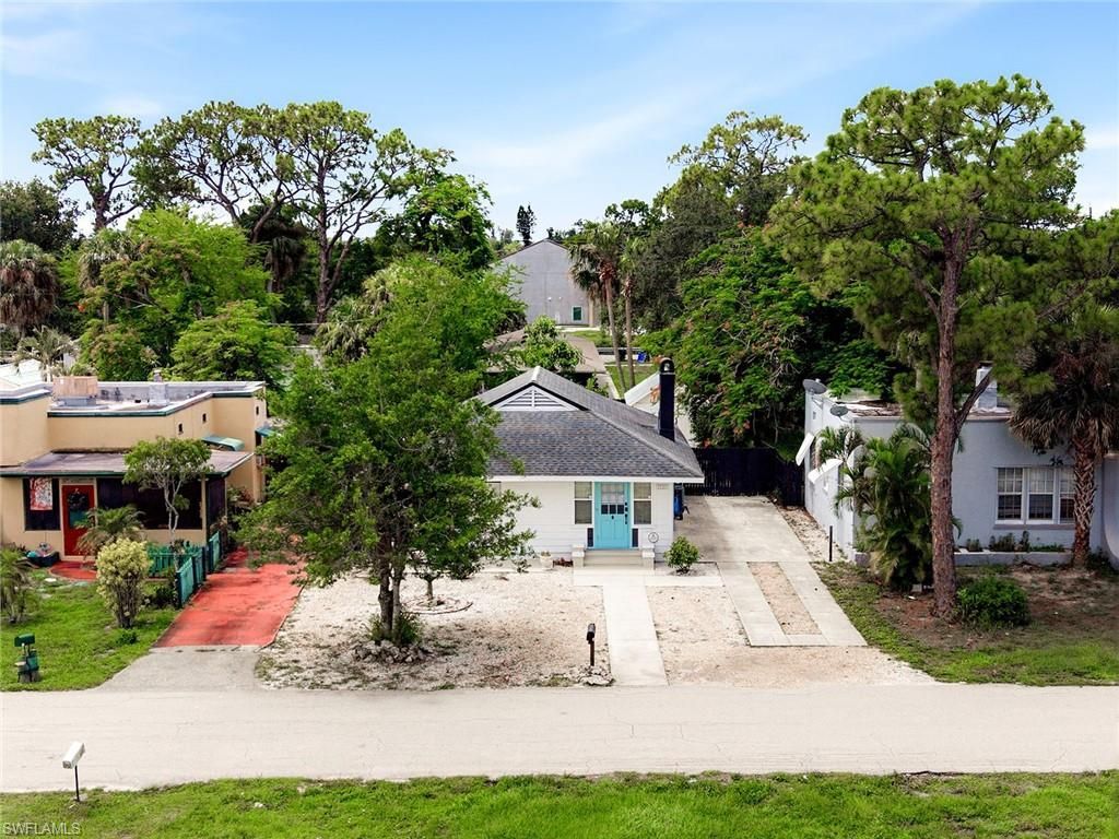 2122 Katherine St , Fort Myers, FL 33901 Photo